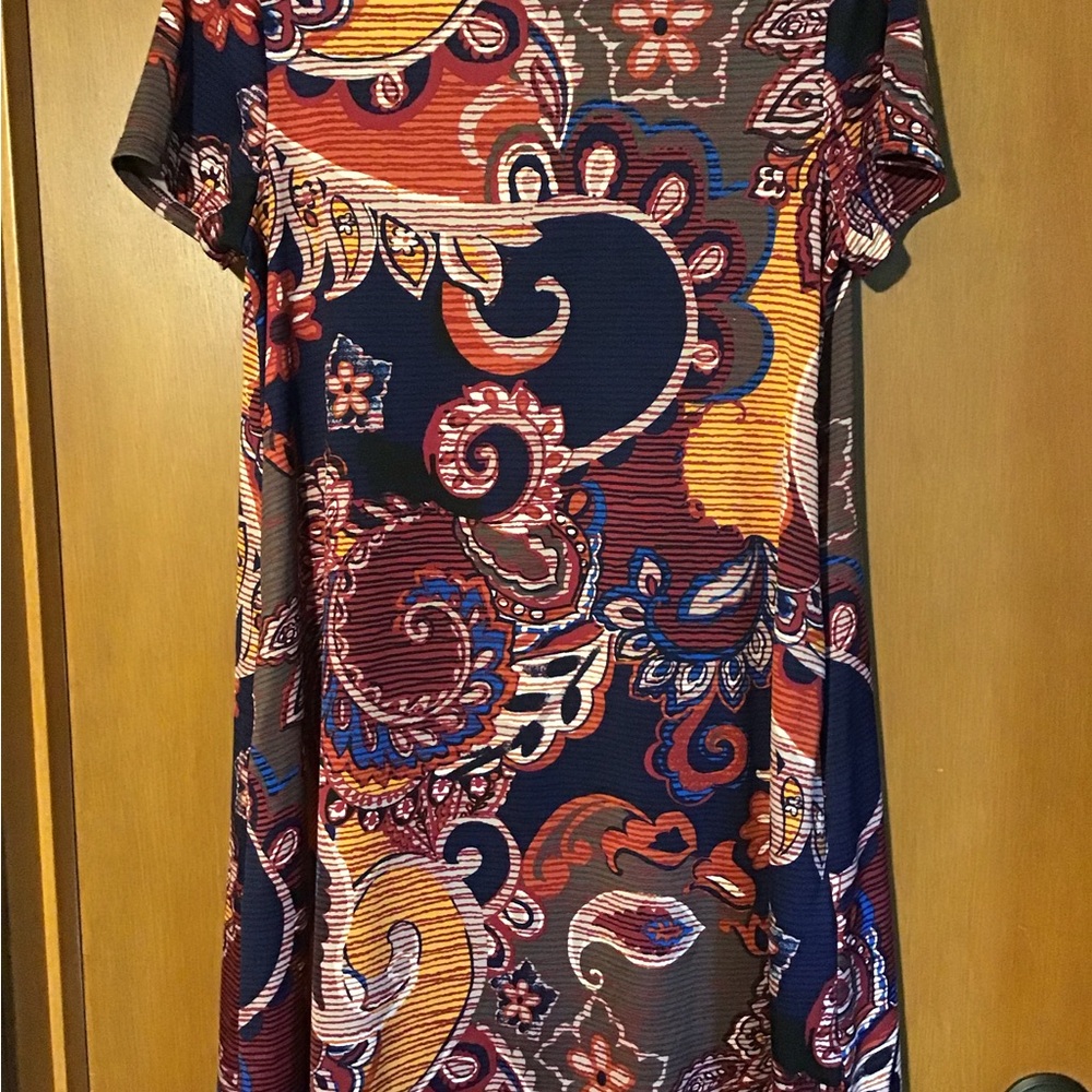 Apt 9 Multicolor Paisley Shift Dress - M